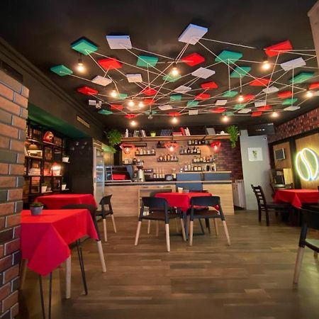 Mickitos Hostel & Apartments Σκόπια Εξωτερικό φωτογραφία