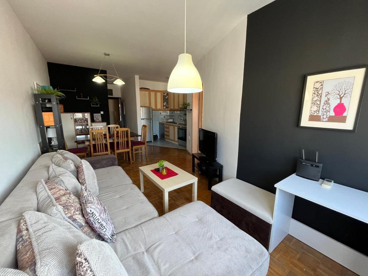 Mickitos Hostel & Apartments Σκόπια Δωμάτιο φωτογραφία